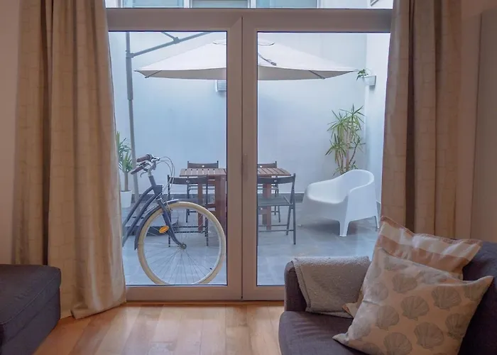 Patio By The Sea Cruz Quebrada
